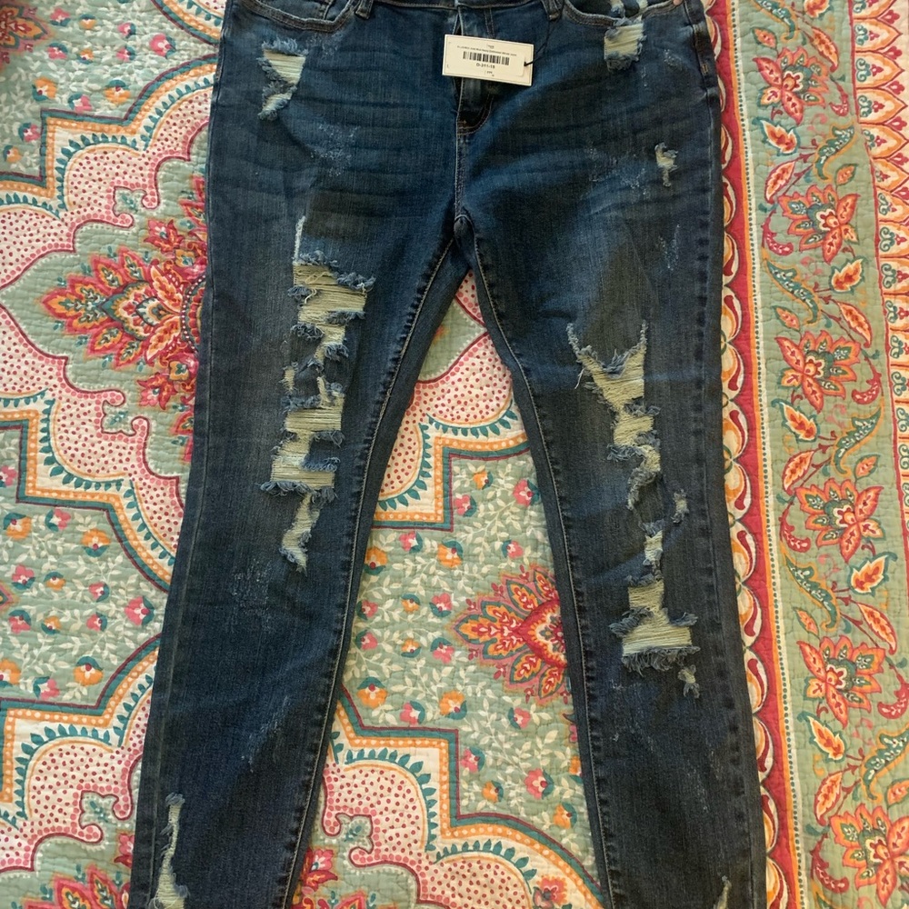 Judy Blue Dark Wash Distressed Skinny Fit Mid Rise Jeans Size 15/32 NWT